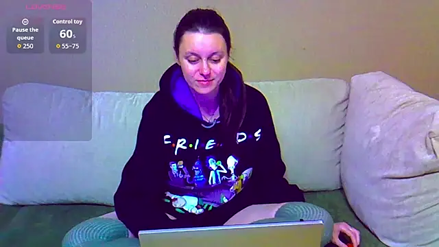 Snapshot of Dirty_DianaXXX chatting on October 2025 07:02:02 PM Dirty DianaXXX online show from October 2025 07:02:02 PM