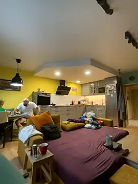 Snapshot of smint06 chatting on October 2025 01:31:02 PM smint06 online show from October 2025 01:31:02 PM