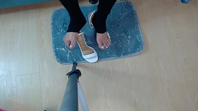 Snapshot of Vickysweeeettt chatting on September 2025 08:19:01 PM Vickysweeeettt online show from September 2025 08:19:01 PM