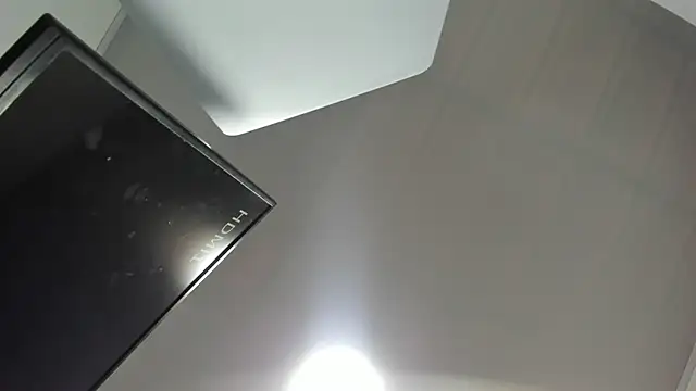 Snapshot of Vickysweeeettt chatting on November 2025 09:03:02 PM Vickysweeeettt online show from November 2025 09:03:02 PM