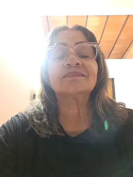 Vickysweeeettt online show from April 2026 02:00:02 AM