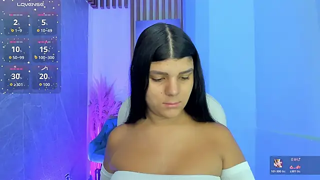 Snapshot of PauliinaBelle_ chatting on May 2026 02:01:02 PM PauliinaBelle online show from May 2026 02:01:02 PM
