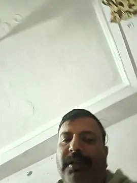 vardh033 online show from November 2025 02:10:01 PM