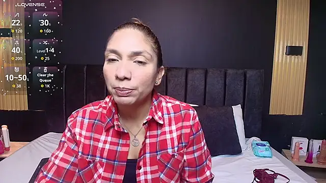 Snapshot of SexyRachel_ chatting on October 2025 12:02:02 PM SexyRachel online show from October 2025 12:02:02 PM