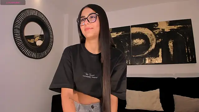 Snapshot of BonnyRose chatting on December 2025 07:53:01 PM BonnyRose online show from December 2025 07:53:01 PM