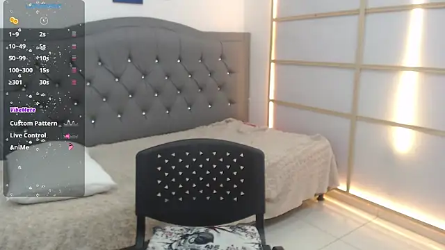 Eilish hall online show from December 2025 11:22:01 PM