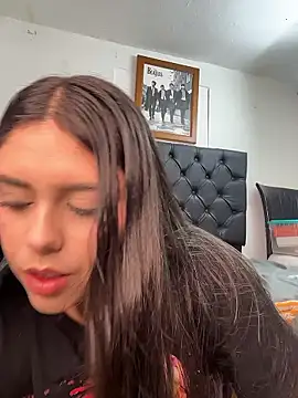 AVA 69 online show from January 2026 11:04:01 AM