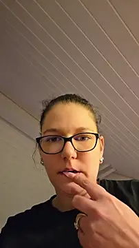 Swiss Lady online show from May 2026 06:38:01 PM
