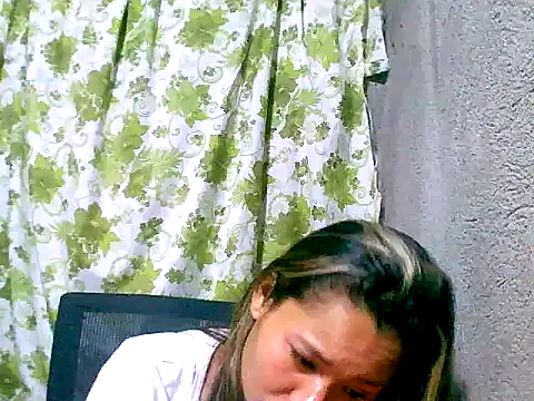 Sweeetgurll online show from September 2025 05:47:02 PM