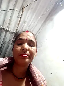 Snapshot of Monika_thakurr chatting on September 2025 10:21:02 PM Monika thakurr online show from September 2025 10:21:02 PM