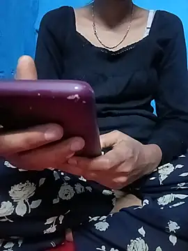 Snapshot of ruchigoutam chatting on June 2026 06:01:02 PM ruchigoutam online show from June 2026 06:01:02 PM