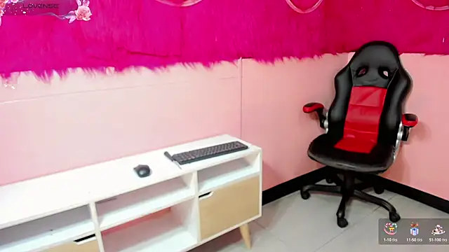 Natasha clifford online show from September 2025 11:10:01 AM