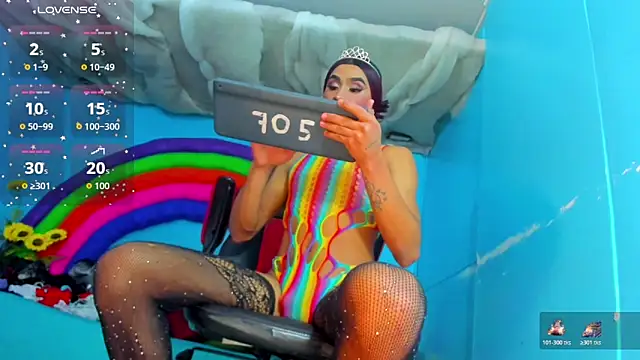 Natasha clifford online show from November 2025 07:18:02 PM