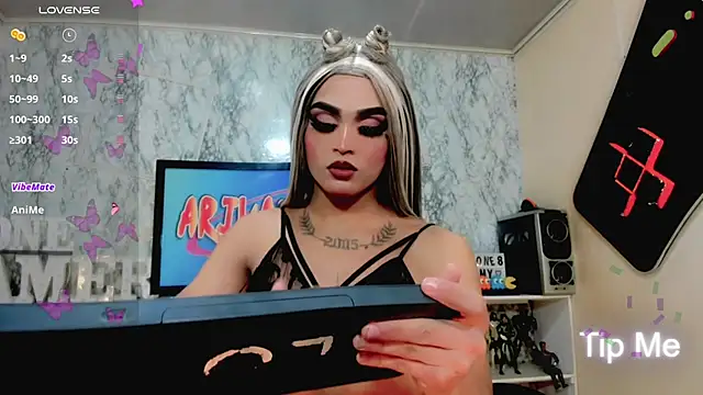 Natasha clifford online show from February 2026 11:36:01 AM