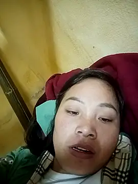 Milan6789 online show from November 2025 05:24:02 PM