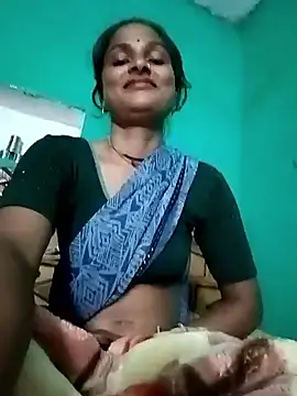 Snapshot of Sapna9685 chatting on November 2025 02:38:01 PM Sapna9685 online show from November 2025 02:38:01 PM