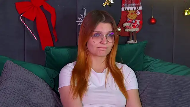 Snapshot of BellaMarebelle chatting on December 2025 04:18:02 AM BellaMarebelle online show from December 2025 04:18:02 AM