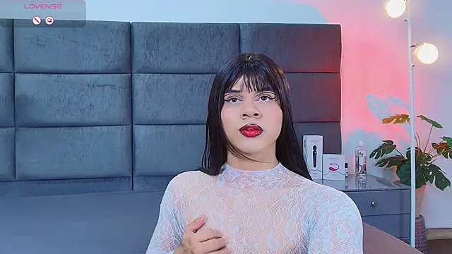 Slenna Moon online show from March 2026 10:27:01 PM