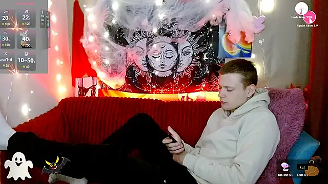 Snapshot of Xavier_Night81 chatting on November 2025 08:46:01 AM Xavier Night81 online show from November 2025 08:46:01 AM