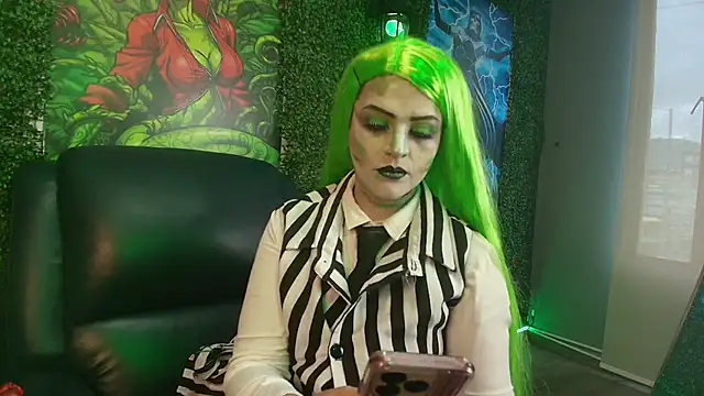 Skylar  Desire online show from October 2025 01:01:02 PM