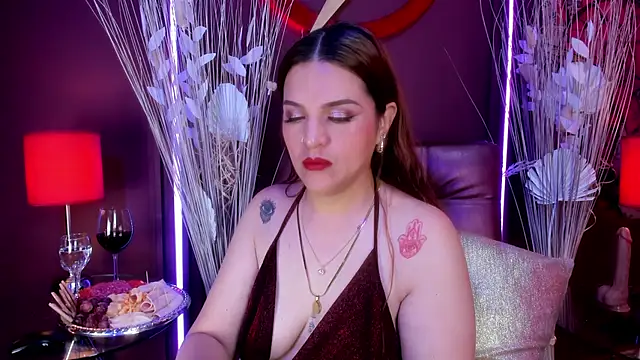 Skylar  Desire online show from November 2025 01:02:02 PM