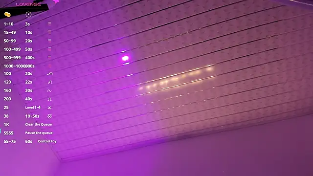 Snapshot of Zahra_milks chatting on November 2025 01:33:02 PM Zahra milks online show from November 2025 01:33:02 PM