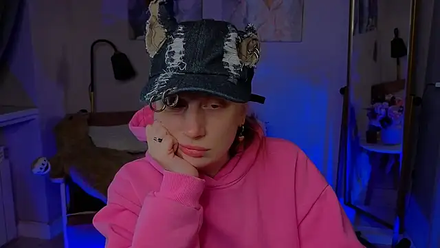 babydarkness online show from October 2025 09:16:01 PM