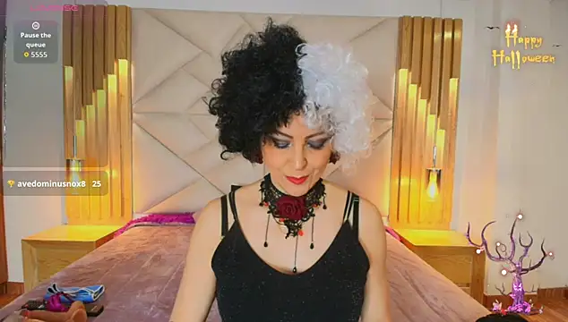 allie pearl online show from November 2025 12:07:02 PM