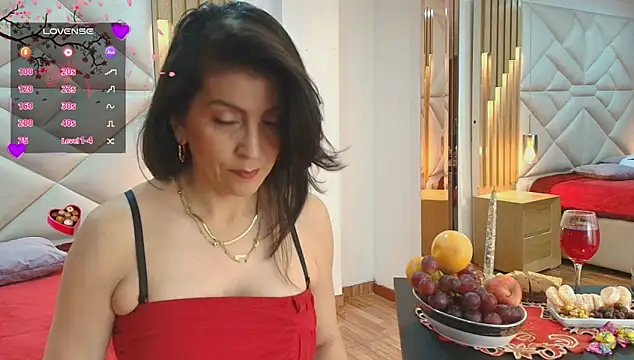 allie pearl online show from November 2025 12:07:01 PM