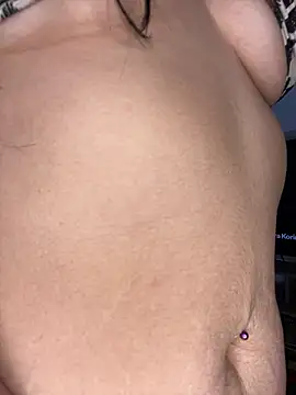 Snapshot of tianastone_ chatting on October 2025 03:28:01 AM tianastone online show from October 2025 03:28:01 AM