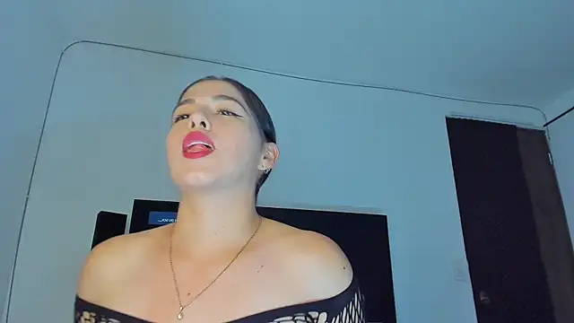 Snapshot of tianastone_ chatting on December 2025 03:01:02 AM tianastone online show from December 2025 03:01:02 AM