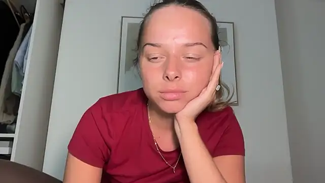 KayleeBella online show from April 2026 08:36:02 PM