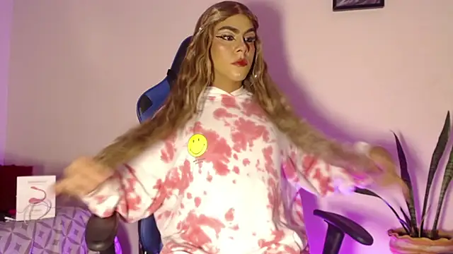 Antonella copper online show from November 2025 03:17:01 AM