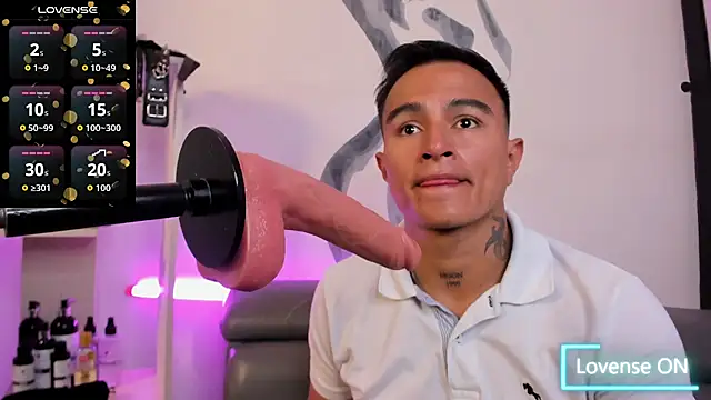 LiamDeep online show from November 2025 08:03:01 PM