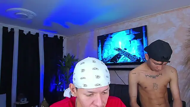 Snapshot of Marcus_and_Tony chatting on September 2025 04:05:02 AM Marcus and Tony online show from September 2025 04:05:02 AM