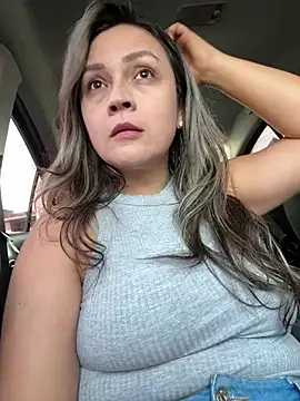 Snapshot of sophie_lopez1 chatting on June 2026 08:33:01 PM sophie lopez1 online show from June 2026 08:33:01 PM
