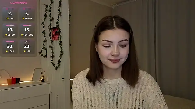 PurrrBerry online show from November 2025 03:54:01 AM