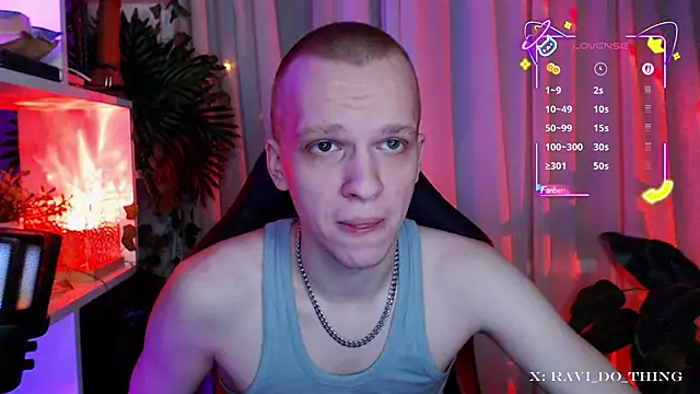 frozen boy online show from November 2025 07:12:01 PM