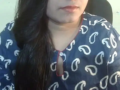 Snapshot of Aanya_Hazel chatting on November 2025 09:35:01 PM Aanya Hazel online show from November 2025 09:35:01 PM