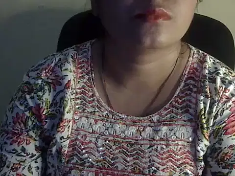 Snapshot of Aanya_Hazel chatting on November 2025 10:47:02 AM Aanya Hazel online show from November 2025 10:47:02 AM