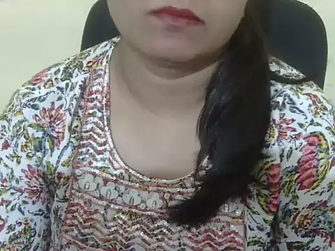 Snapshot of Aanya_Hazel chatting on December 2025 06:47:02 PM Aanya Hazel online show from December 2025 06:47:02 PM