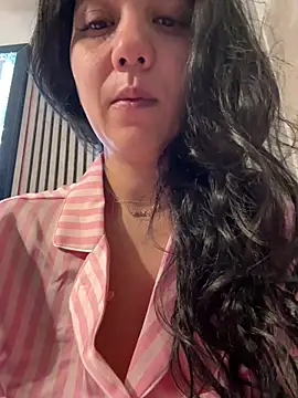 Snapshot of PrincessYYara chatting on September 2025 04:25:01 AM PrincessYYara online show from September 2025 04:25:01 AM