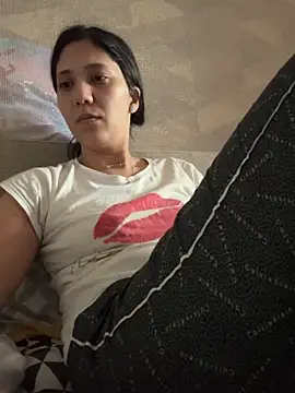 Snapshot of PrincessYYara chatting on October 2025 01:34:01 PM PrincessYYara online show from October 2025 01:34:01 PM