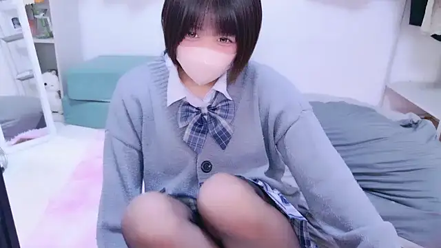 Hinata Sun online show from February 2026 11:13:01 AM