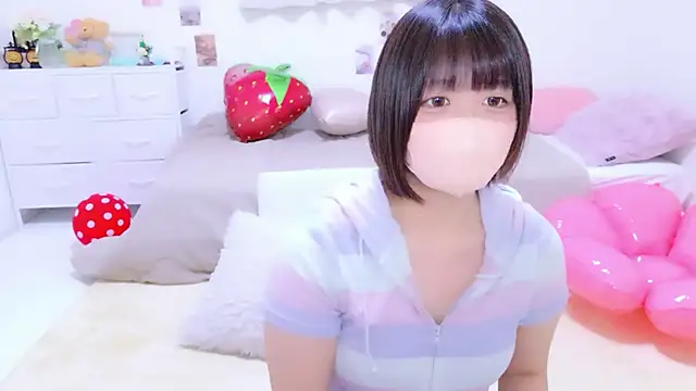 Hinata Sun online show from April 2026 09:20:02 PM