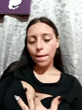Snapshot of Lahila_ chatting on October 2025 01:11:02 PM Lahila  online show from October 2025 01:11:02 PM