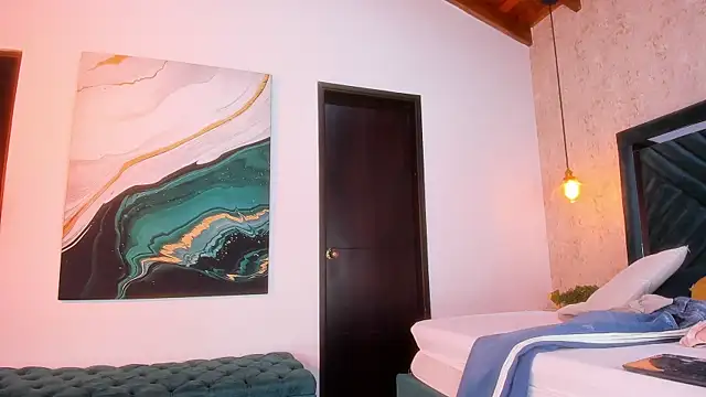 Sofi Moreno online show from April 2026 01:23:02 PM