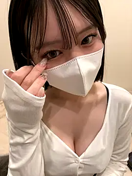 Snapshot of Ribon_n chatting on November 2025 03:34:02 PM Ribon n online show from November 2025 03:34:02 PM