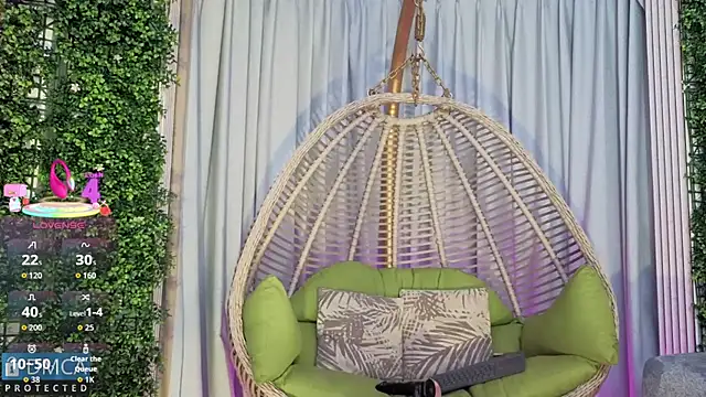 Kiara Zahiri   online show from November 2025 11:09:02 AM