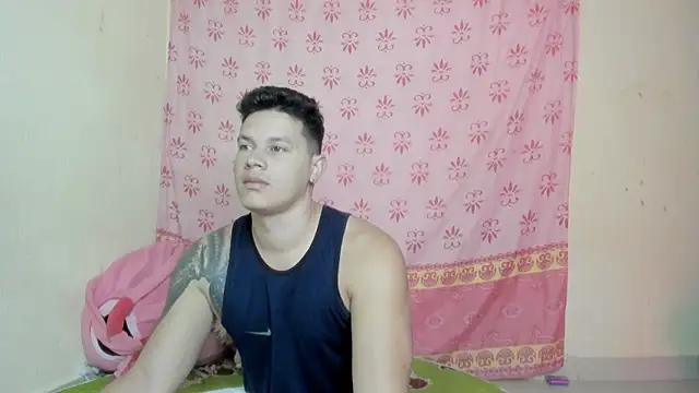 Snapshot of EclipseandFlame chatting on November 2025 01:44:01 PM EclipseandFlame online show from November 2025 01:44:01 PM